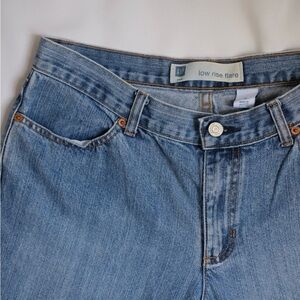 y2k GAP ‘low rise flares’ 28W